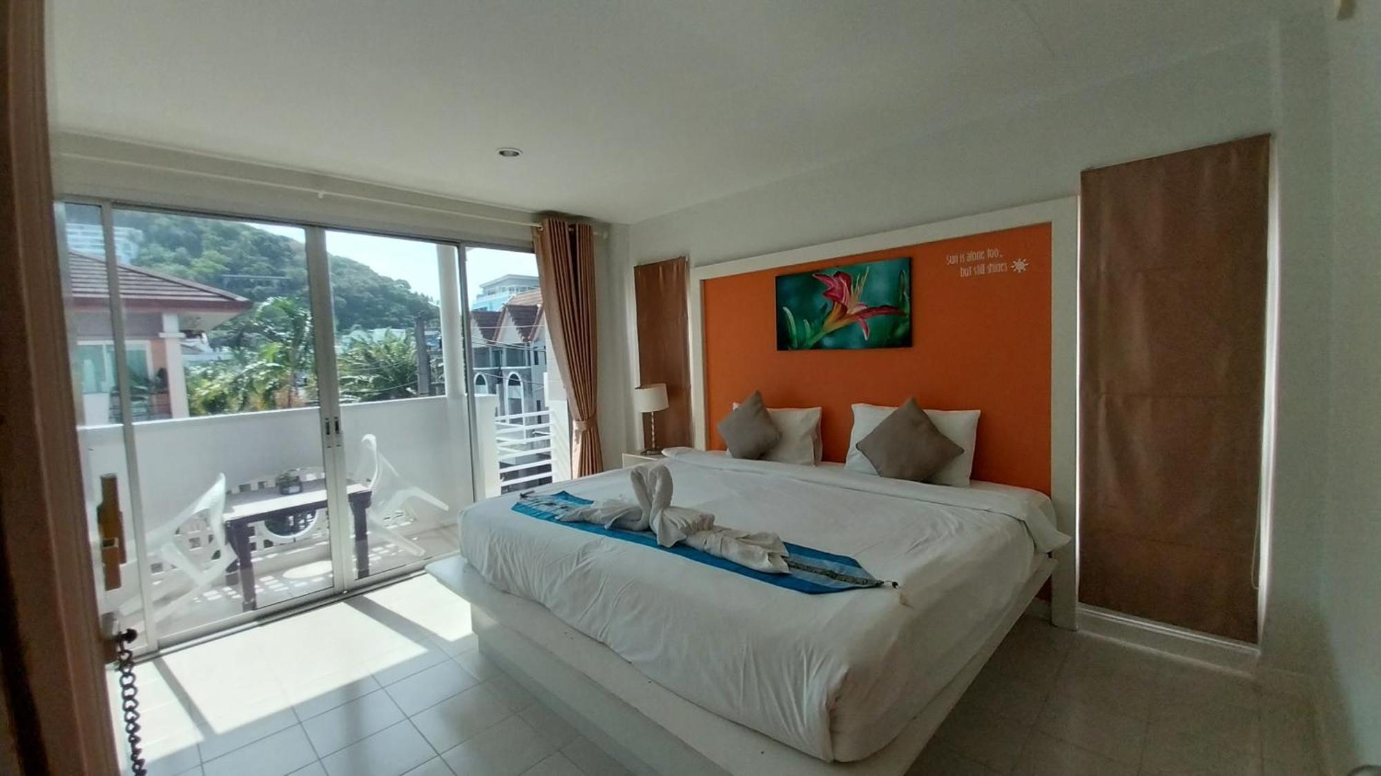 Phuket Racha Kata Homestay Eksteriør billede