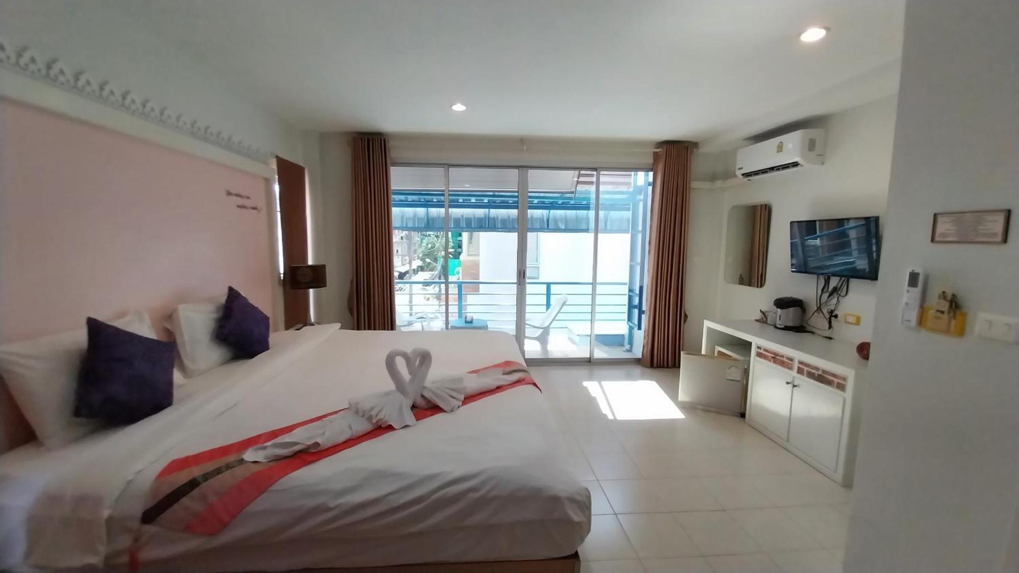 Phuket Racha Kata Homestay Eksteriør billede