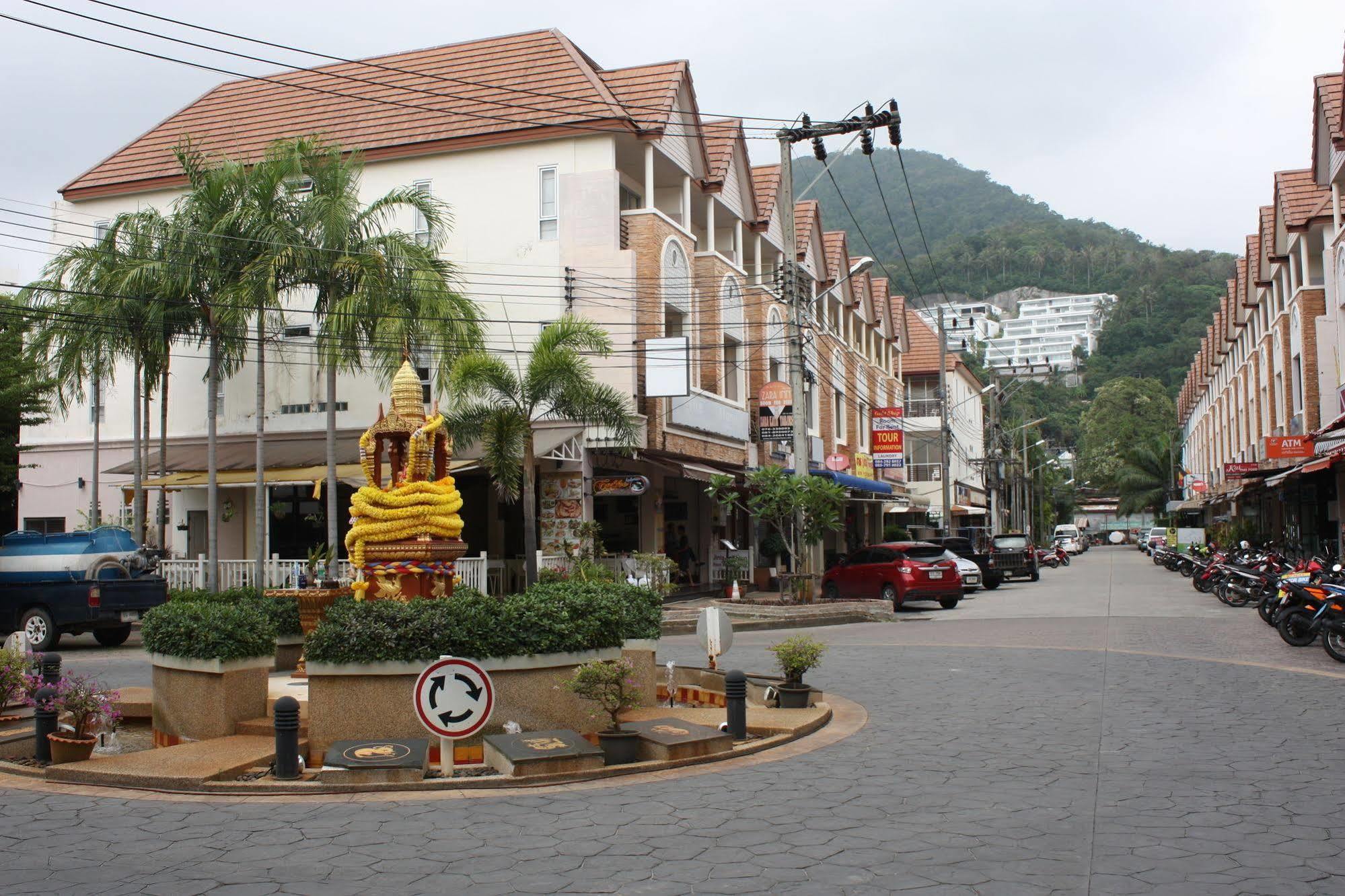 Phuket Racha Kata Homestay Eksteriør billede